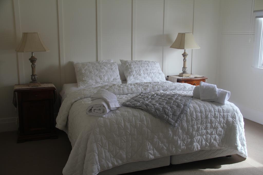 Mentor Chambers Apartment Bed & Breakfast West Wyalong Pokój zdjęcie